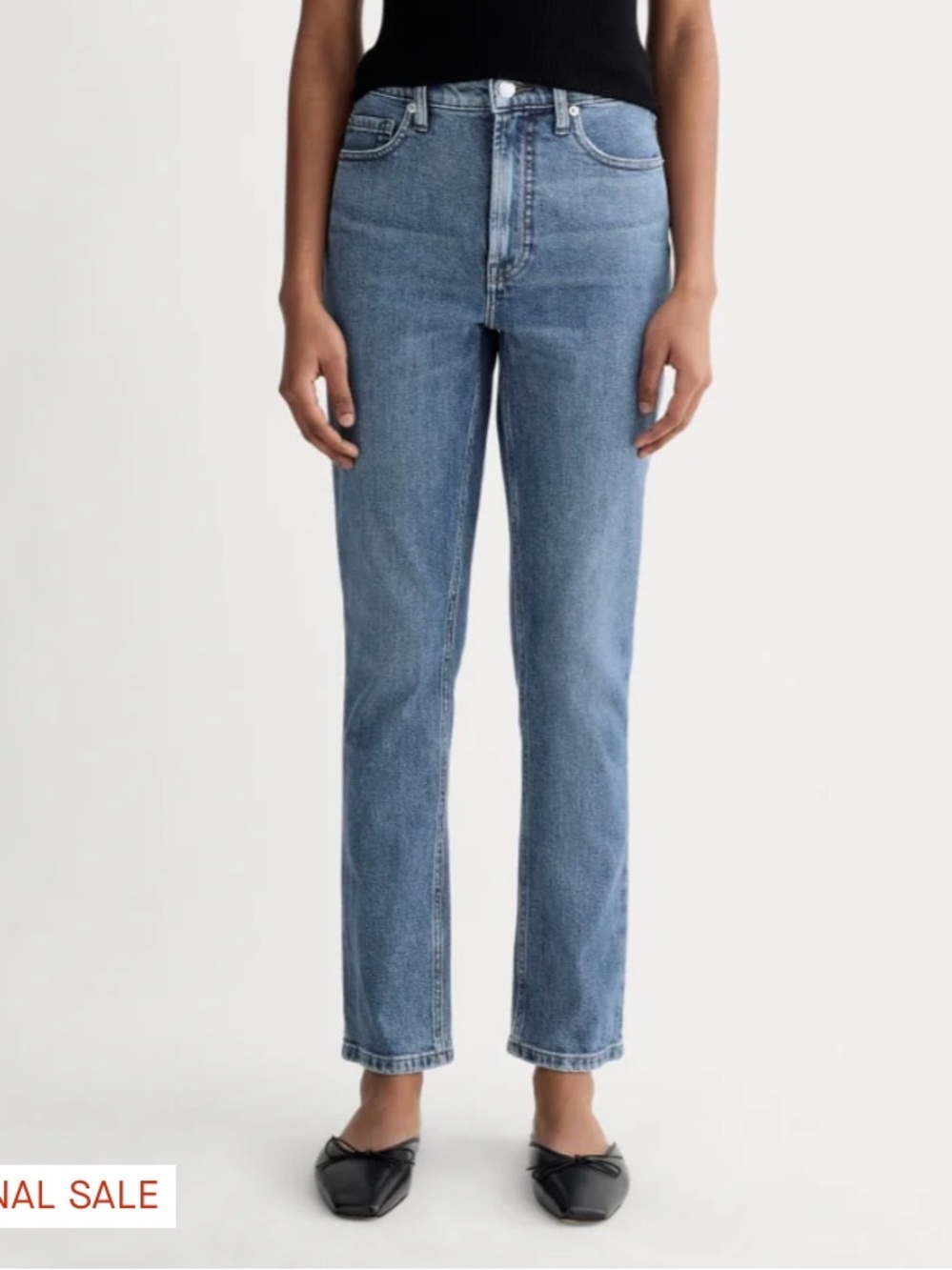 Everlane The Cheeky Jean 28 medium blue classic straight leg